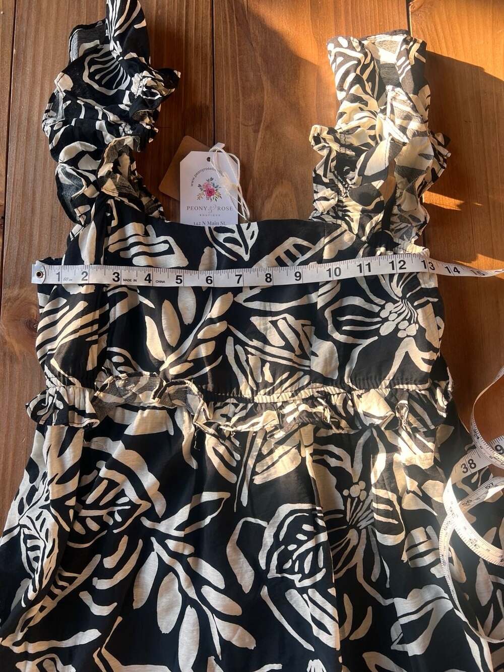 Blu Pepper Black and White Tropical Floral Ruffle Midi Dress Small NWT - Picture 6 of 7